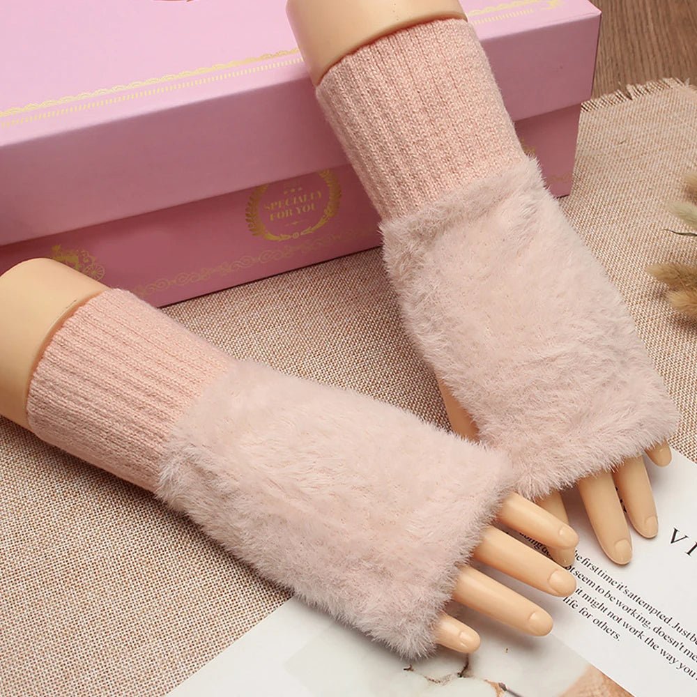 Guanti in peluche a mezze dita: calore invernale elegante per uomini e donne con flessibilità senza dita 9
