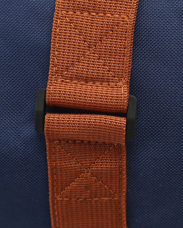 Borsa Sportiva Unisex in Tessuto Tecnico 600D Resistente