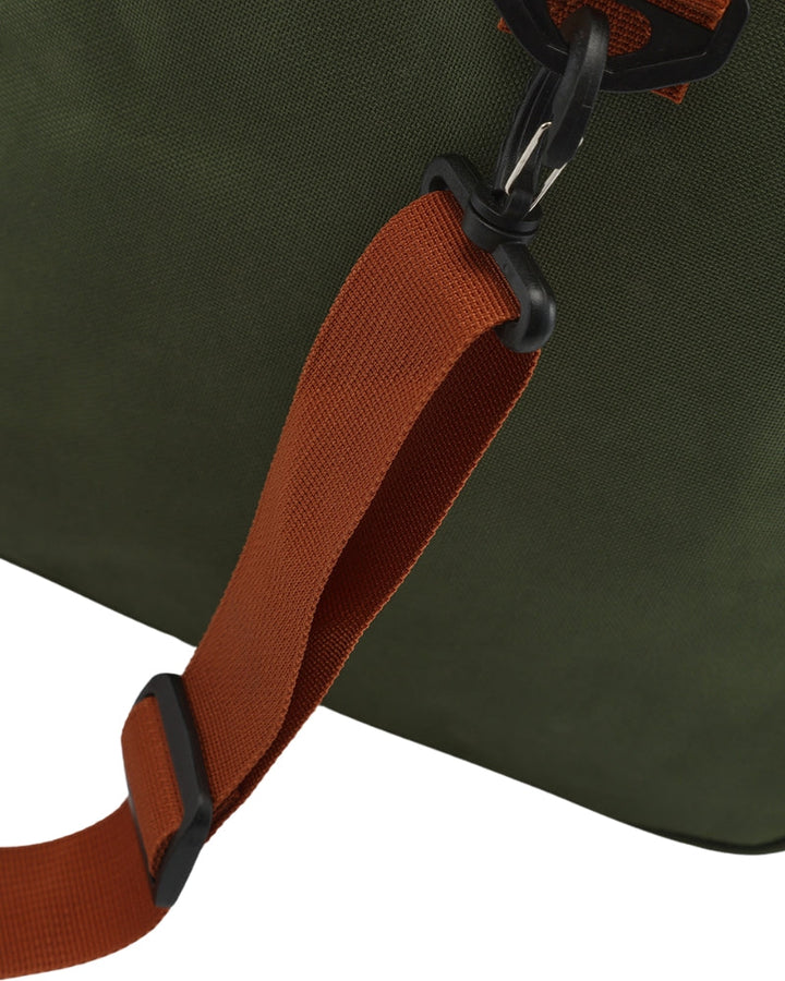 Borsa Sportiva Unisex in Tessuto Tecnico 600D Resistente