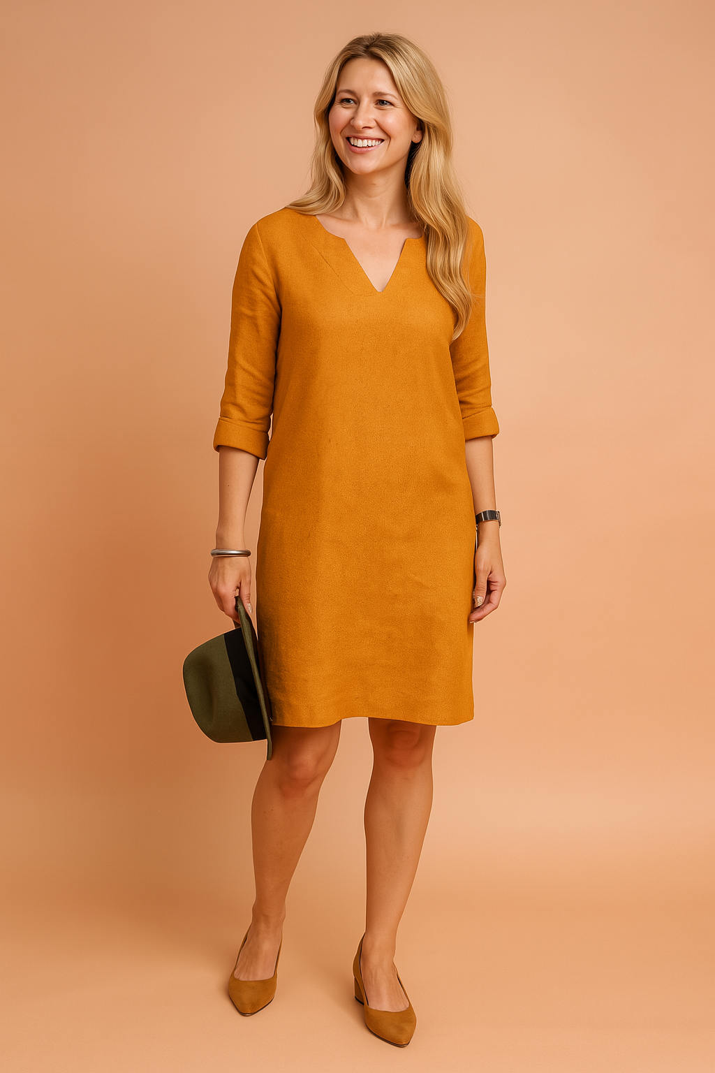 Isabela | Design semplice con scollatura elegante 3