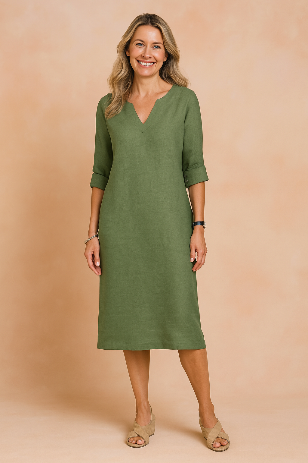 Isabela | Design semplice con scollatura elegante 7