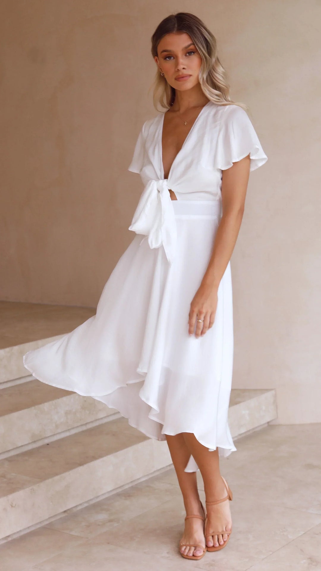 Abito Midi Donna in Raso Scollo a V Maniche Farfalla Gonna Asimmetrica