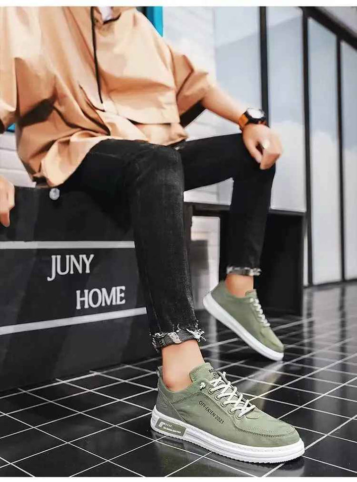 Lindor | Sneakers Estive Comode