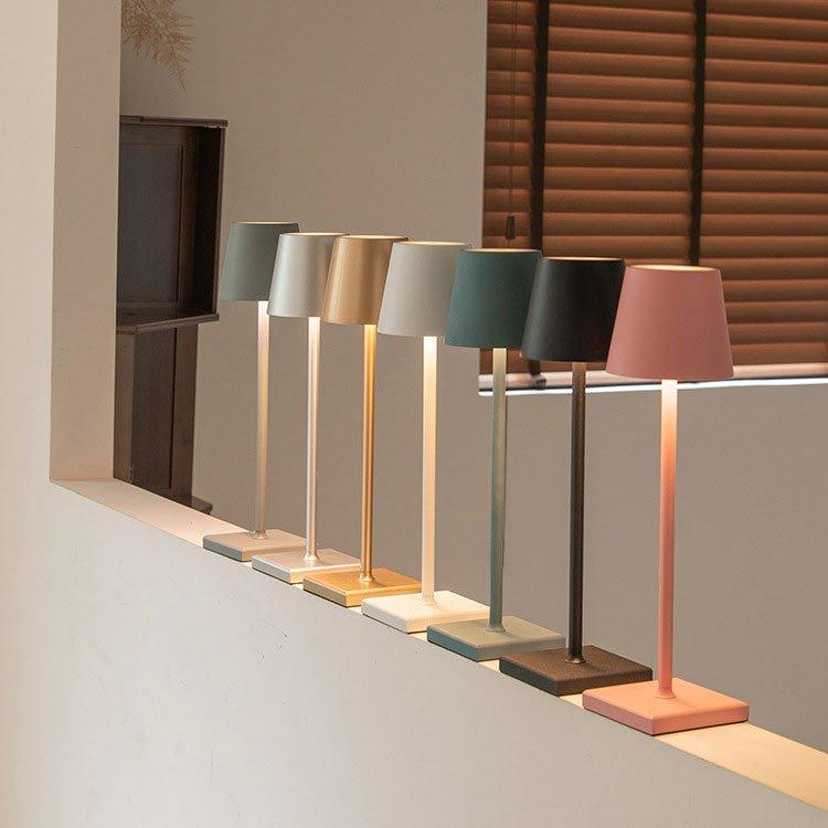 Lampada da Tavolo Ricaricabile Metallo Senza Fili Design Compatto