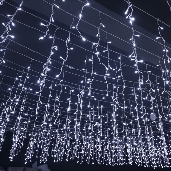LuminaCascade | Splendide luci a forma di ghiacciolo per feste da esterno impermeabili 1