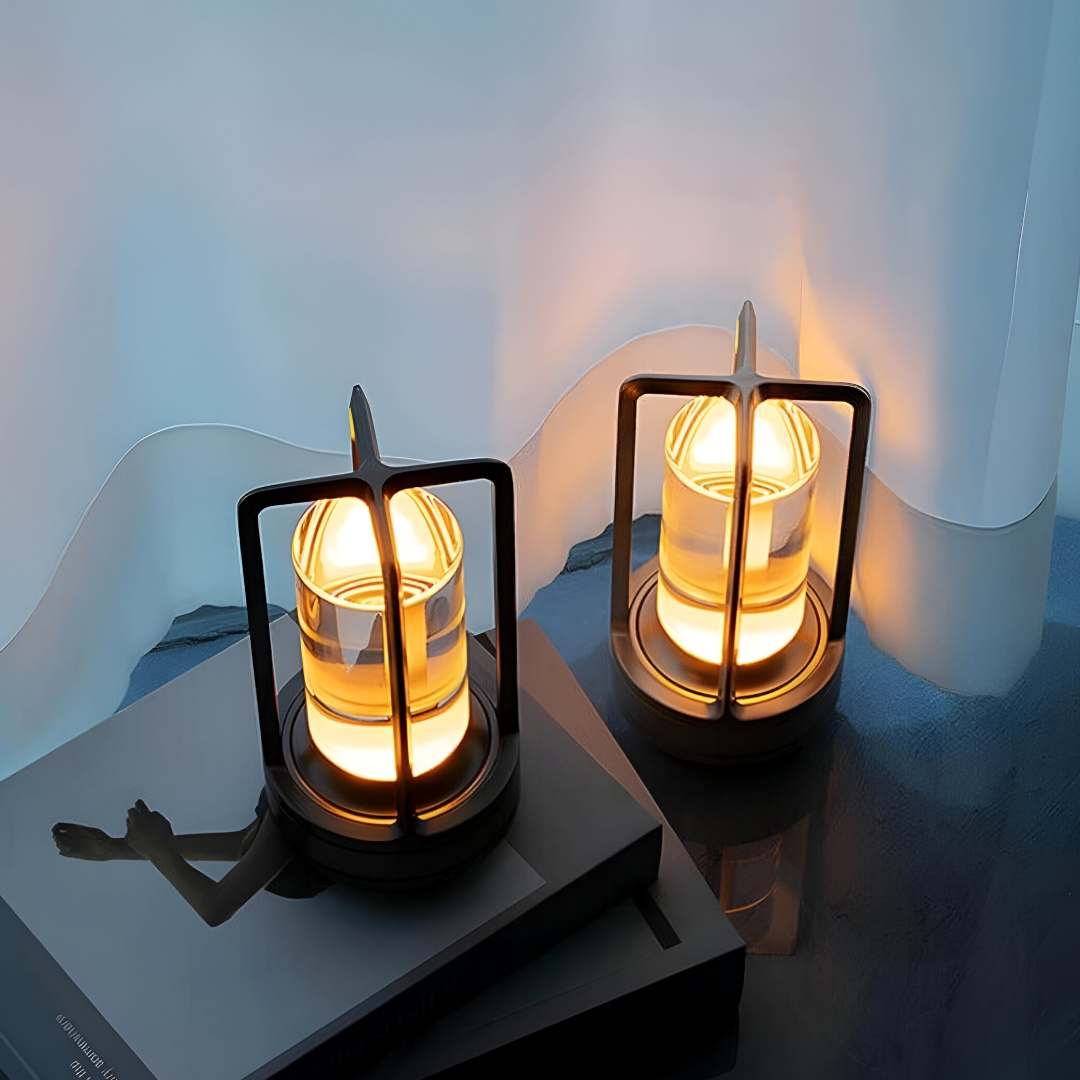 LuminaGlow | Lampada da tavolo portatile dimmerabile per l'illuminazione di camere da letto e uffici 3