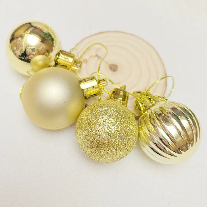 Natale luminoso | Eleganti palline decorative per decorare l'albero di Natale 4