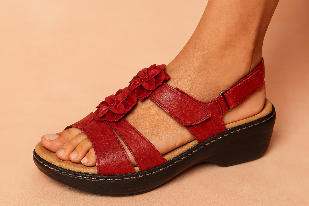 Oliwia | Sandali con zeppa con accenti floreali 2