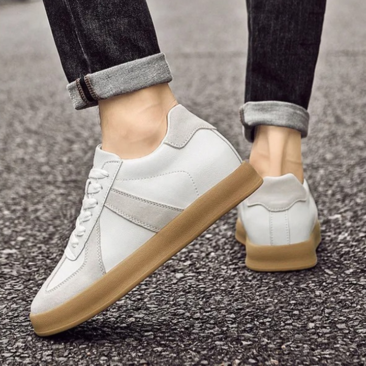 Sneakers Uomo con Rialzo Interno Inserti Laterali Comfort