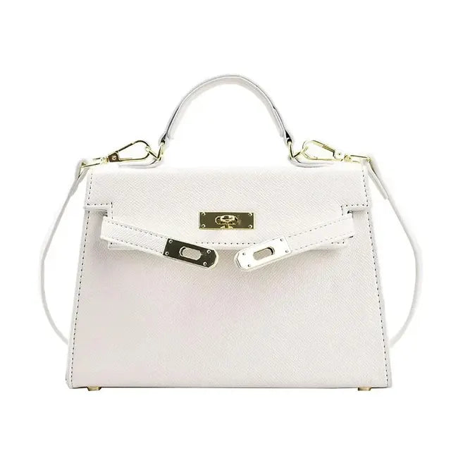 Borsa a mano bianca elegante in pelle, design classico con chiusura a fibbia dorata, ideale per moda femminile e accessori di lusso.