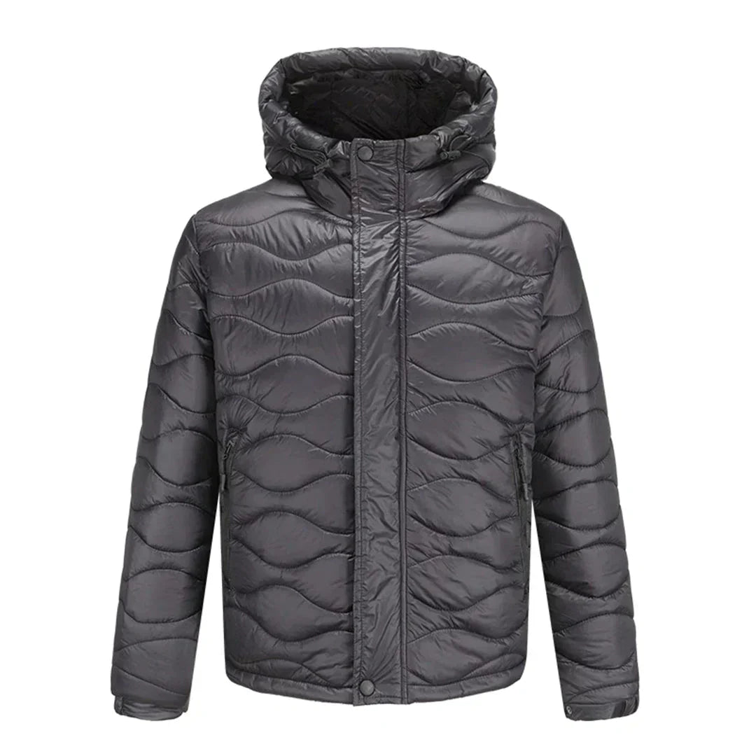 Giacca invernale uomo, colore grigio scuro, con cappuccio, imbottitura trapuntata, chiusura zip frontale. Ideale per climi freddi.