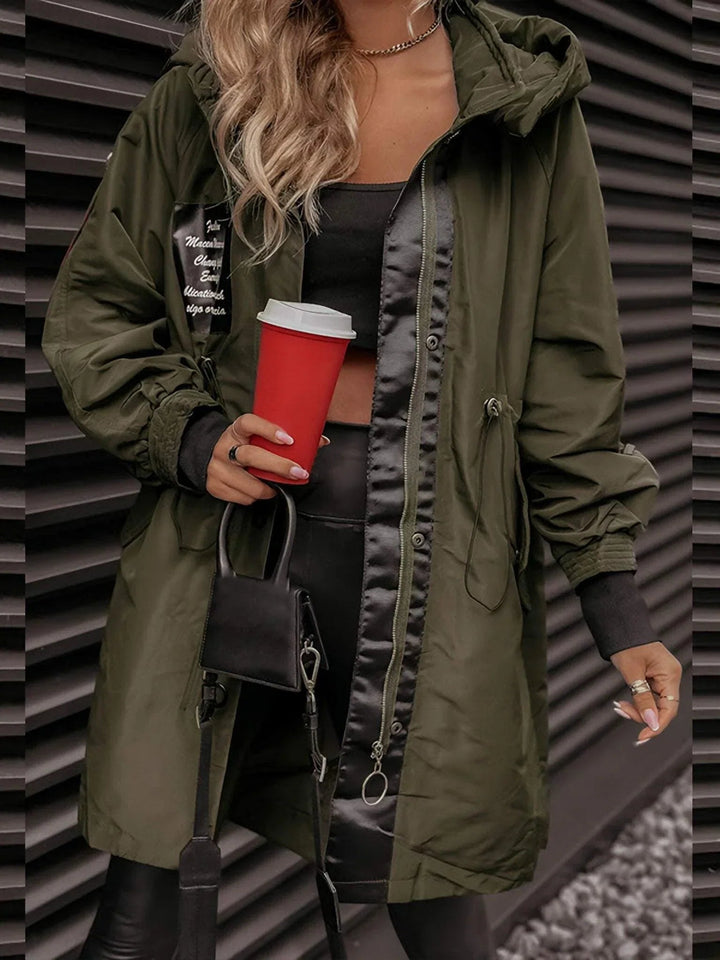 Giubbotto Donna con Cappuccio Stile Elegante - Vesarelli