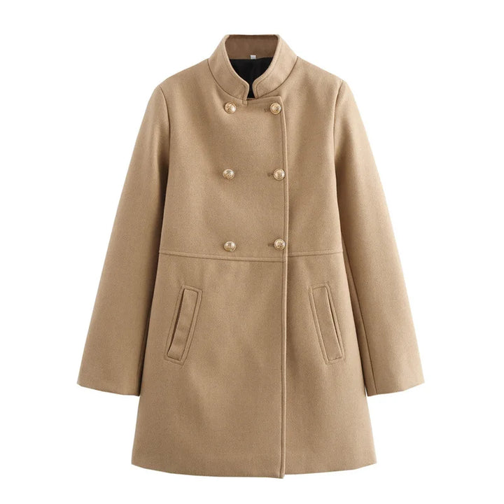 Cappotto donna beige, doppio petto, elegante, invernale, con bottoni decorativi, tasche laterali, moda femminile, abbigliamento caldo.