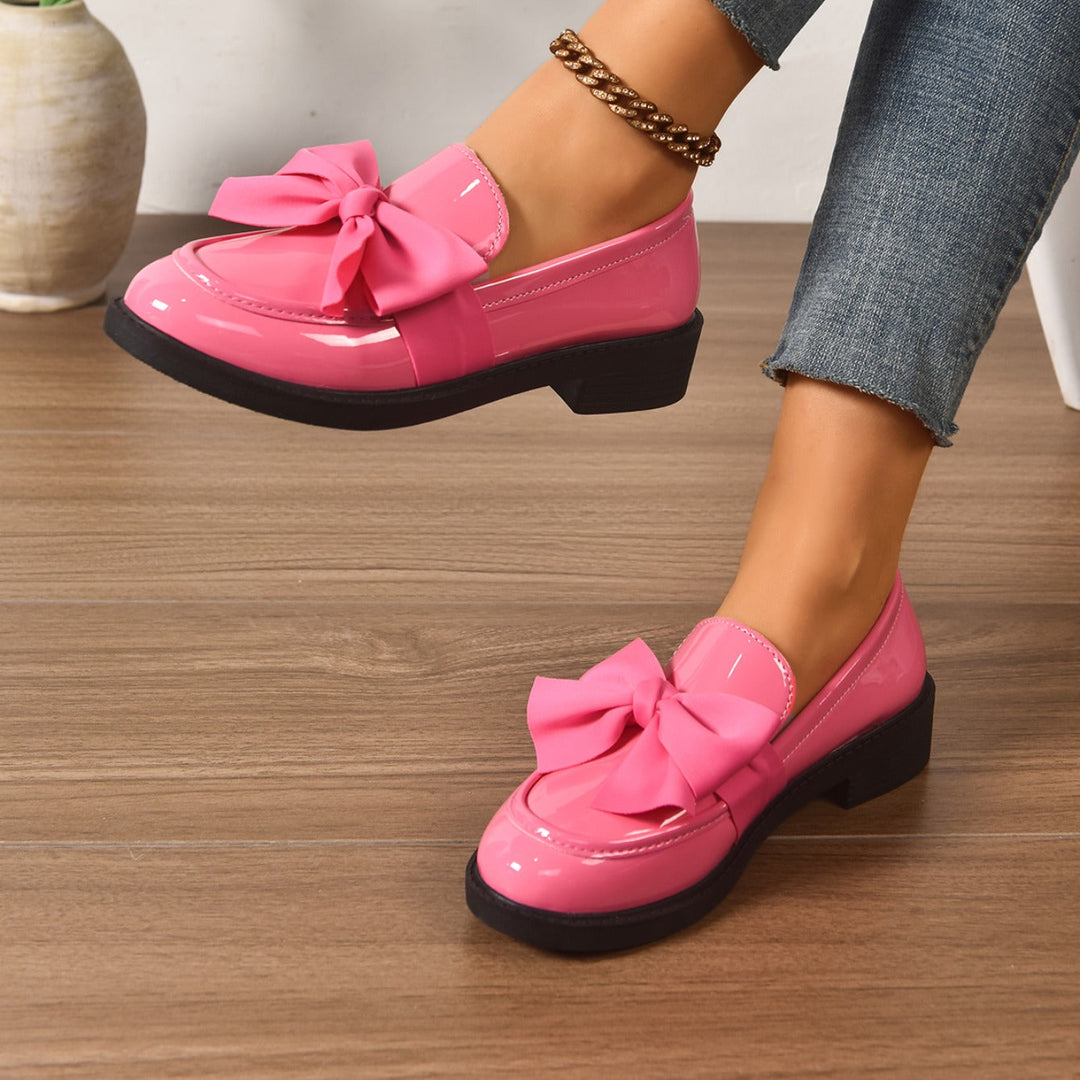 Mocassino Donna in Vernice con Fiocco Tacco Basso