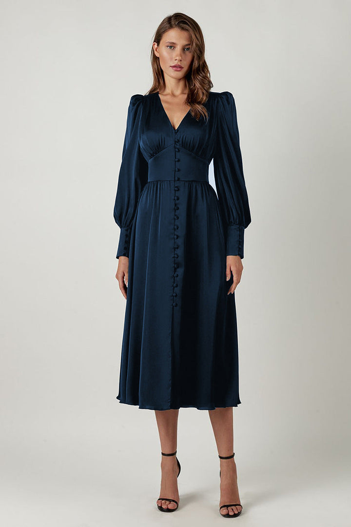 Abito Donna in Raso Scollo Classico Vestibilità Elegante