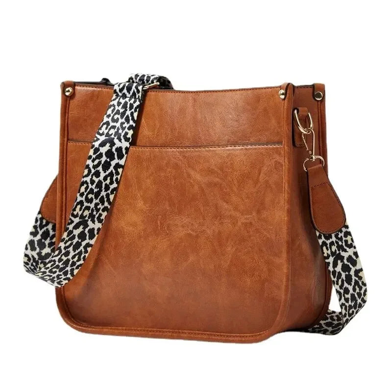 Borsa Tracolla Donna in Pelle Vegana Compatta - Vesarelli