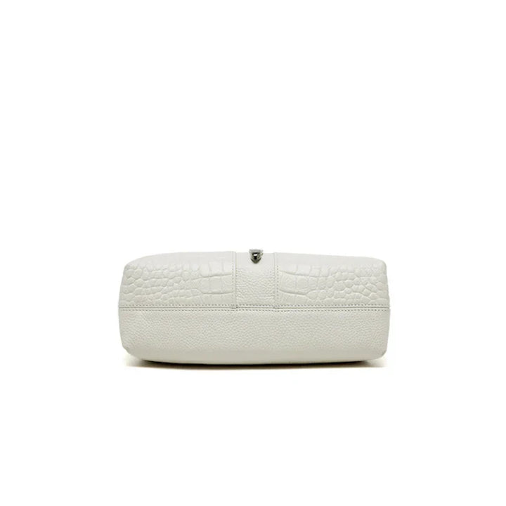 Borsa a tracolla bianca in pelle con texture coccodrillo, design elegante e moderno, perfetta per moda femminile e accessori di lusso.