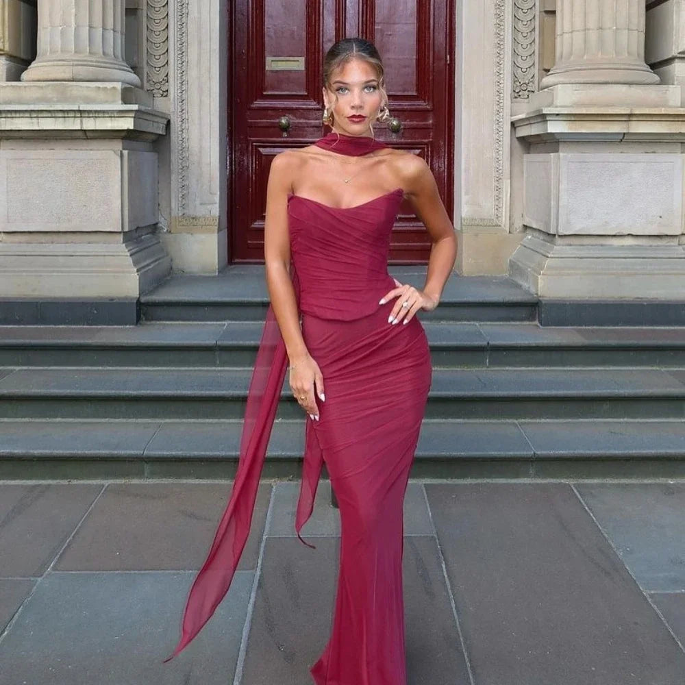 Abito Donna Autunnale in Tessuto con Drappeggi Eleganti - Vesarelli