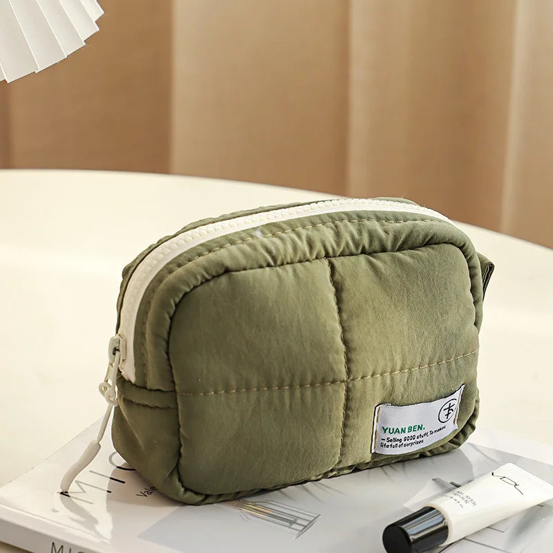 Organizzatore Unisex per Cosmetici Durevole e Spazioso - Vesarelli