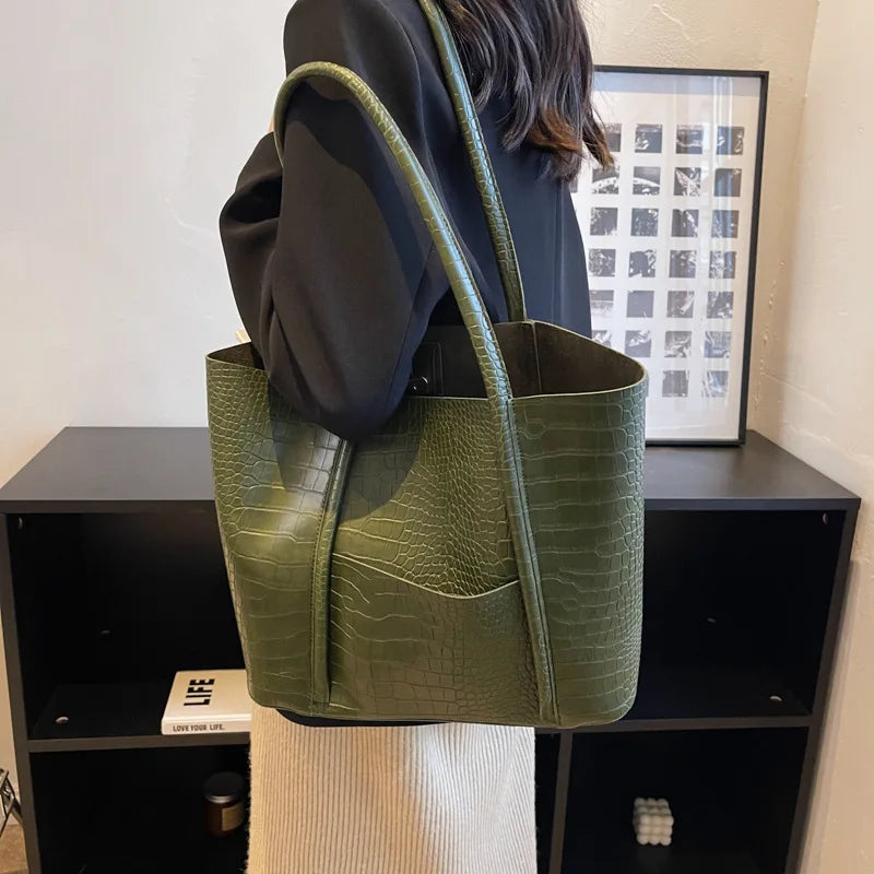 Borsa Tracolla Donna in Pelle di Coccodrillo Elegante