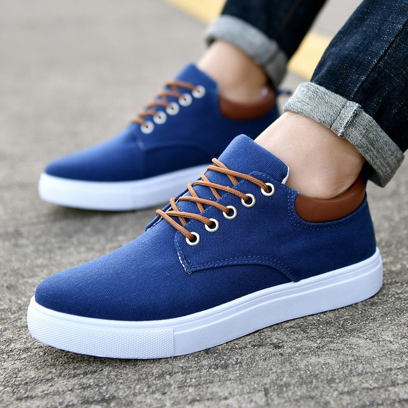 Sneakers Uomo con Suola Comoda e Design Moderno