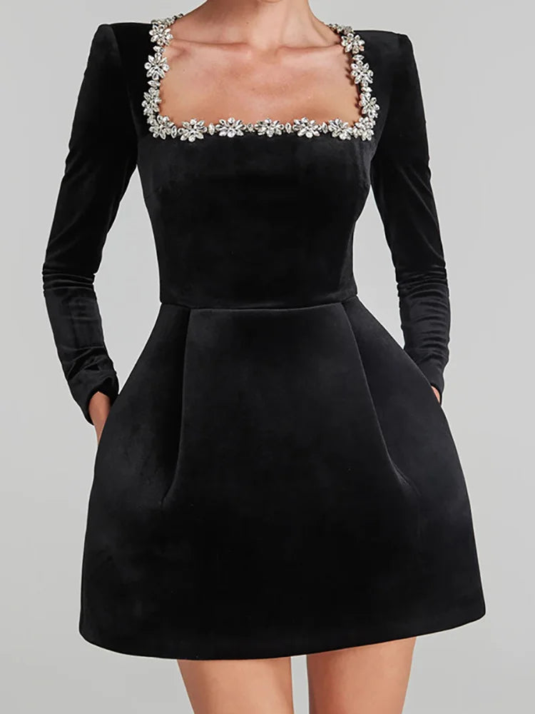 Abito Mini Donna Maniche Lunghe Dettagli Gioiello