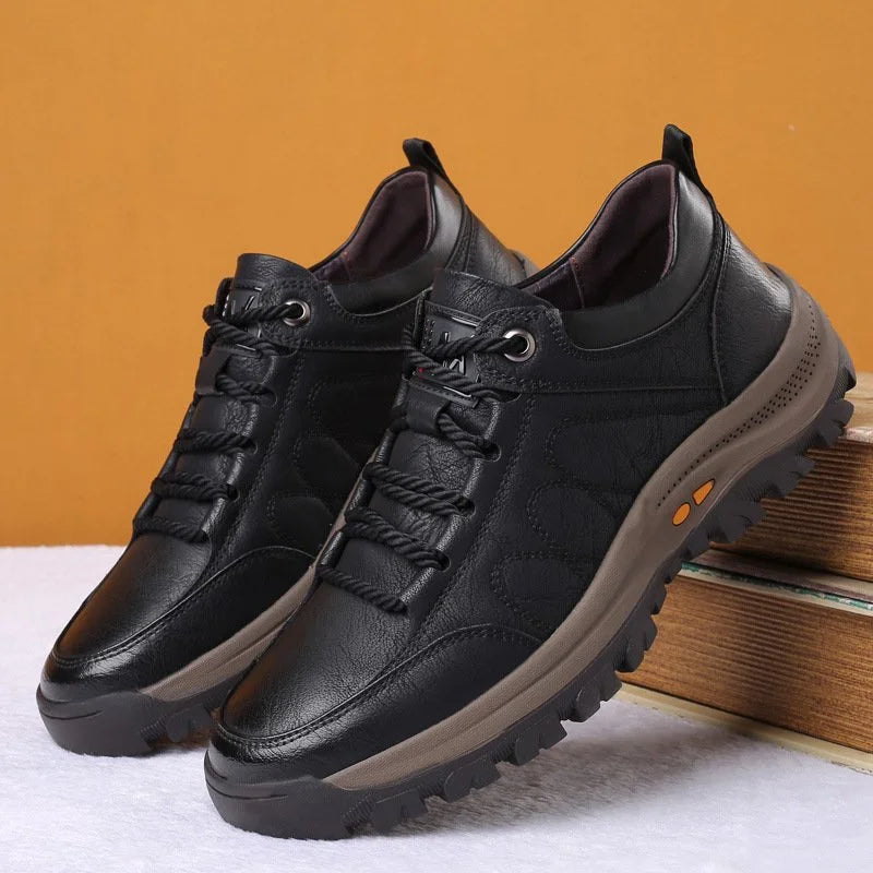 Scarpe Moto Uomo | Suola Dentellata & Allacciatura Avvolgente