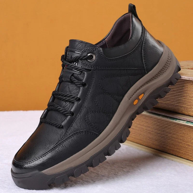 Scarpe Moto Uomo | Suola Dentellata & Allacciatura Avvolgente