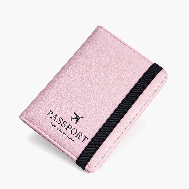 Custodia passaporto rosa in pelle con elastico nero, design elegante con icona aereo, ideale per viaggi sicuri e organizzati.
