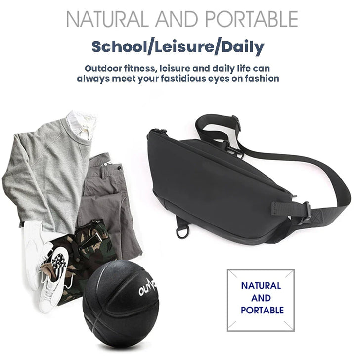 Borsa a tracolla nera per attività quotidiane, scuola e tempo libero, con abbigliamento casual grigio e bianco, pantaloni mimetici e palla da basket.
