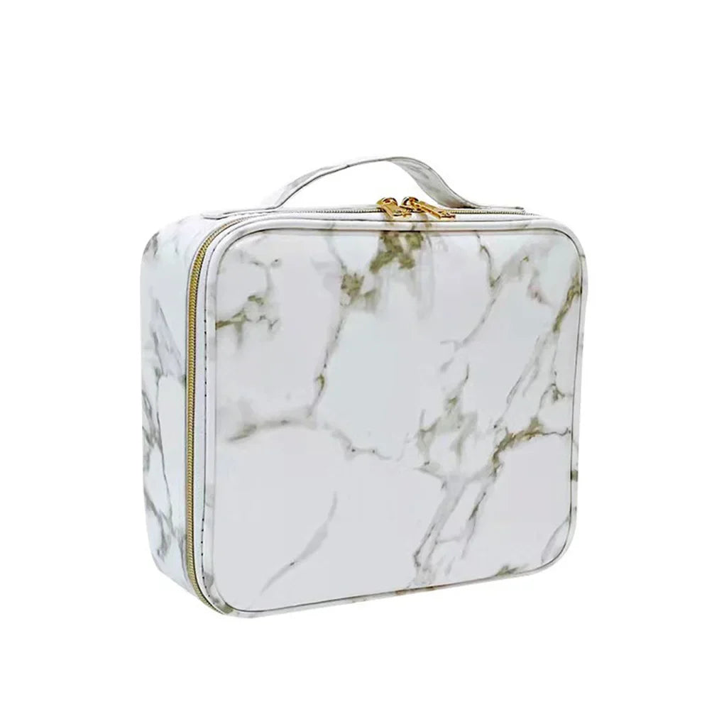 Astuccio cosmetico marmo bianco con cerniera dorata, design elegante, portatile, ideale per trucco e accessori, perfetto per viaggi e organizzazione.
