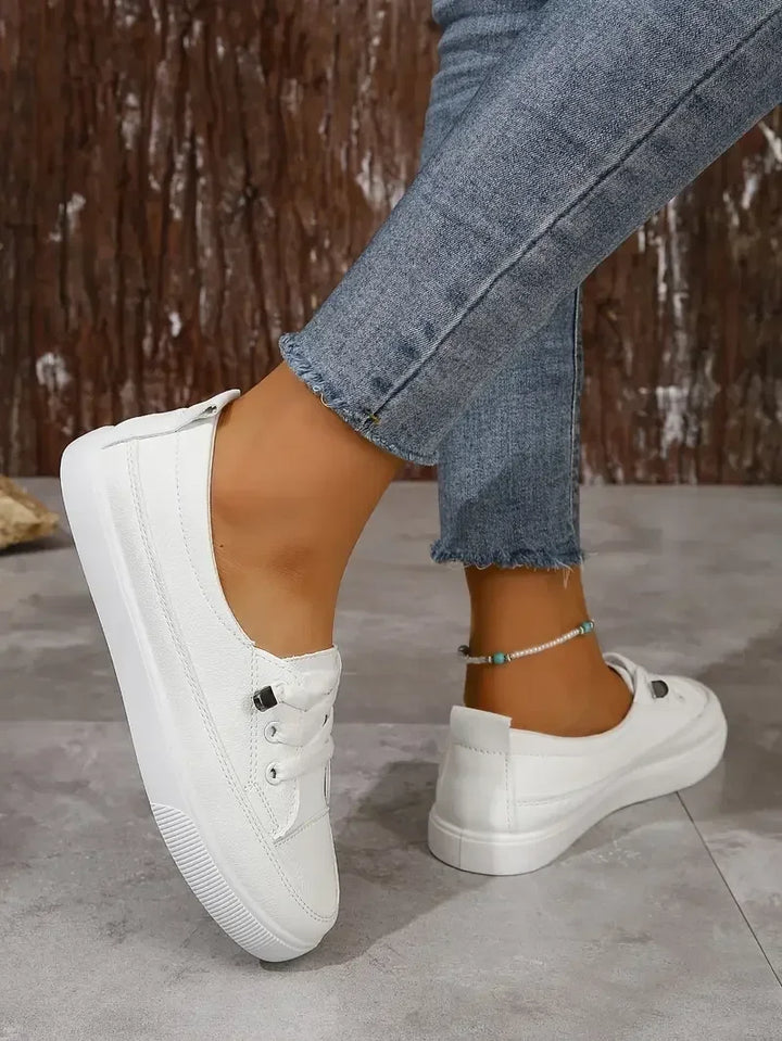 Scarpe Donna Basse Punta Tonda con Lacci Casual