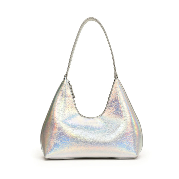 Borsa a spalla argentata effetto olografico, design moderno e lucente, ideale per moda donna. Accessorio elegante e versatile per ogni occasione.