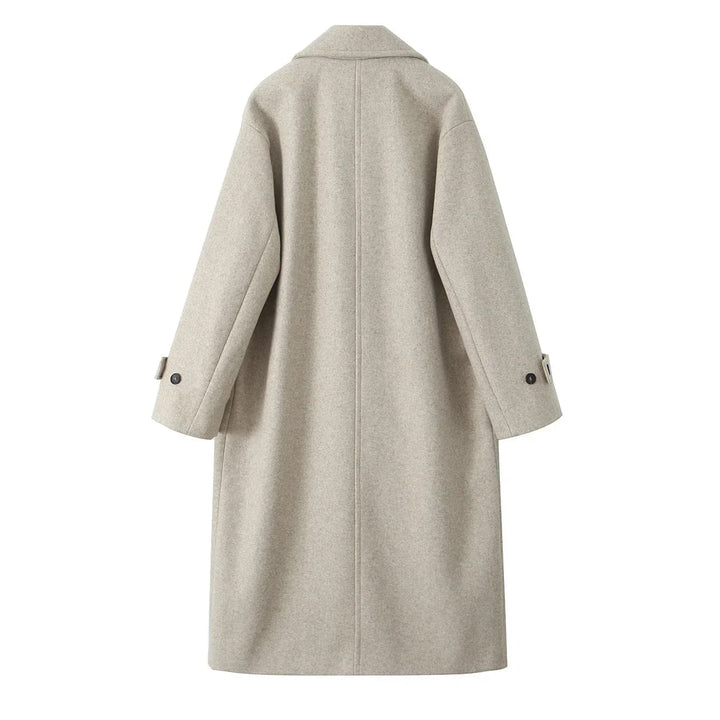 Cappotto lungo donna beige, lana, design elegante, bottoni su polsini, moda autunno inverno, abbigliamento femminile, stile classico.