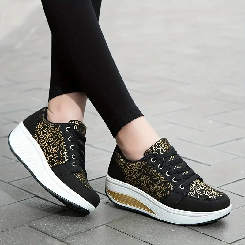 Sneakers da donna eleganti con plateau e lacci floreali, comode in tela 1