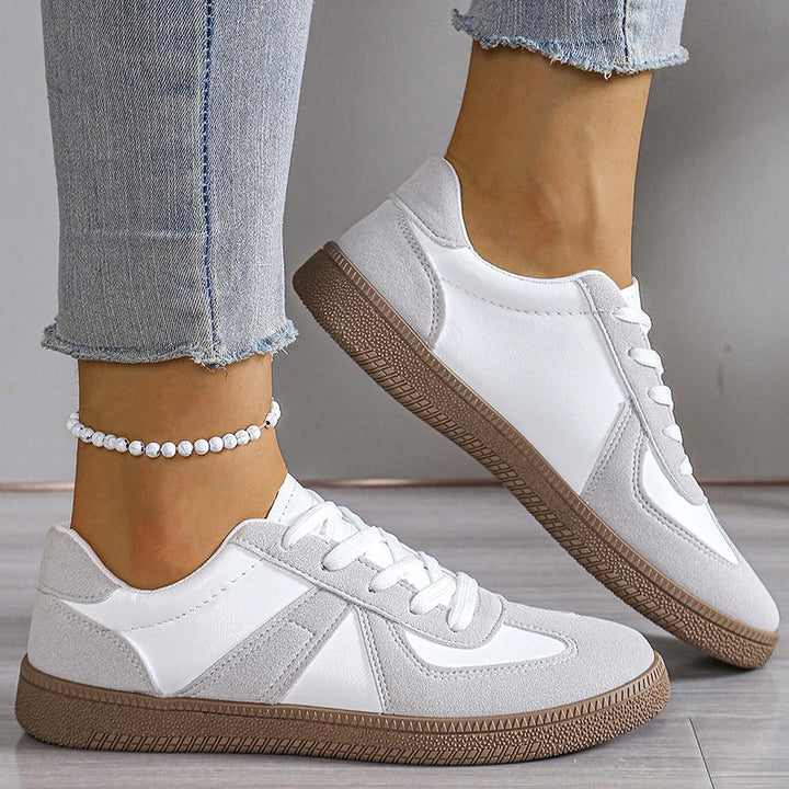 Sneakers da donna eleganti con tacco piatto, comode e sintetiche 4