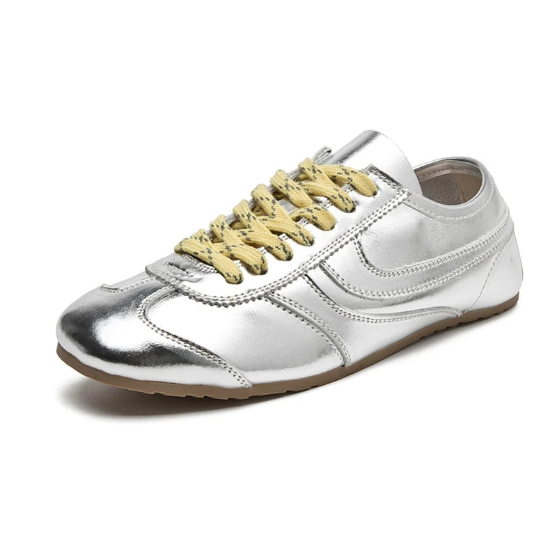 Sneakers da donna retrò con lacci, comode e sintetiche 5