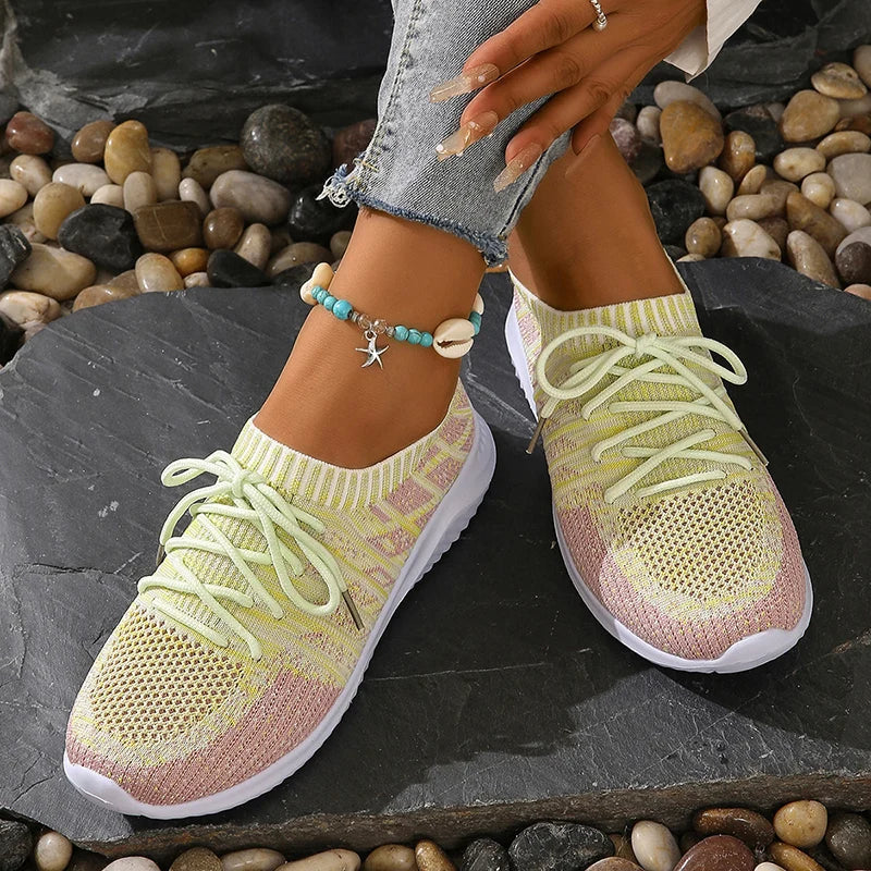 Sneakers slip-on da donna in tessuto lavorato a maglia leggero e traspirante 2