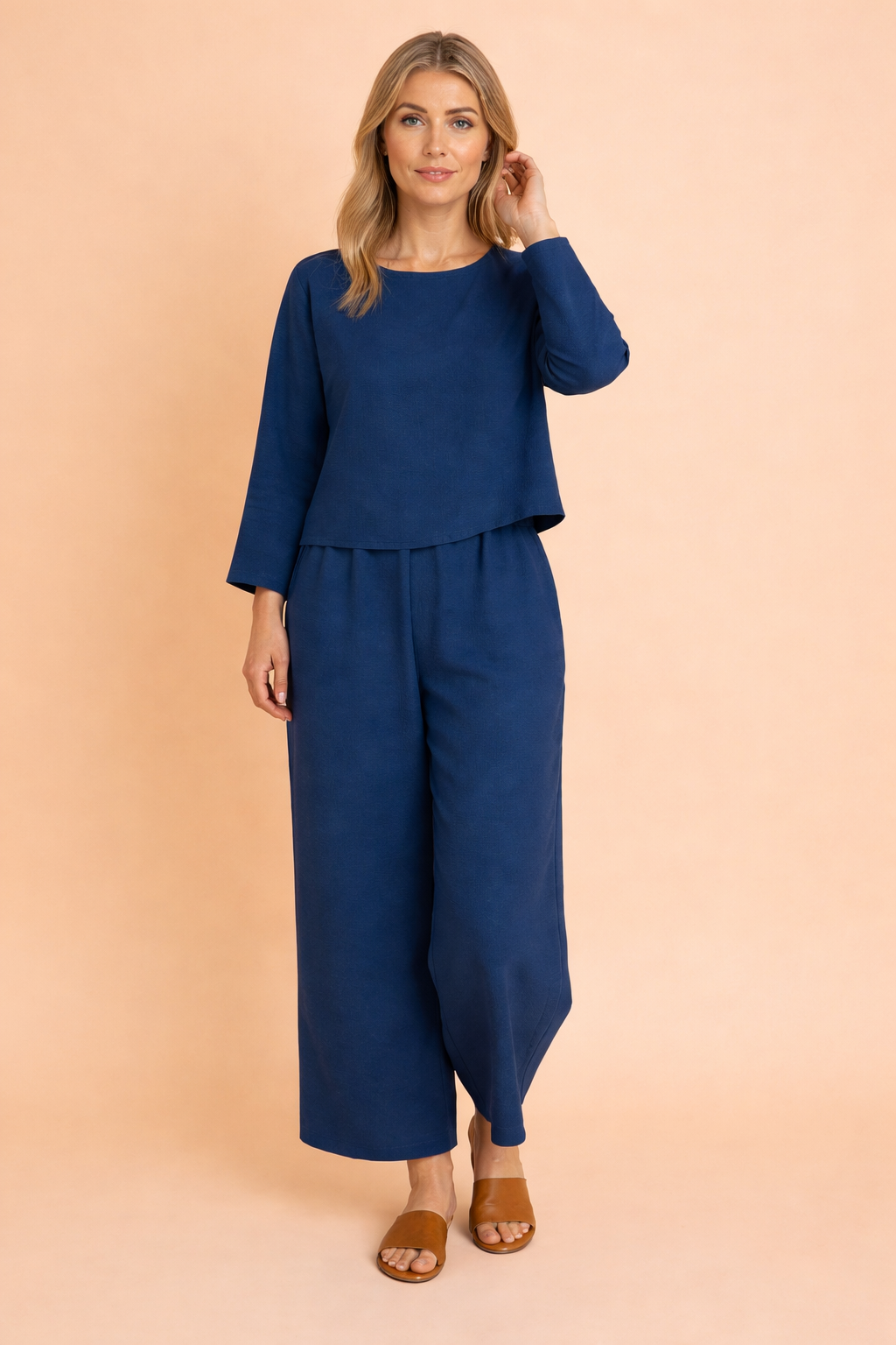 Completo Donna in Lino Camicetta e Pantaloni Vestibilità Ampia
