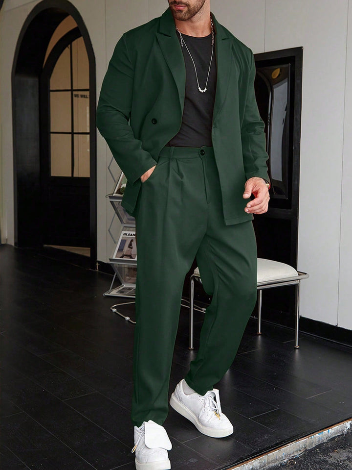 Completo Uomo Blazer con Revers a Punta e Pantaloni Slim Fit