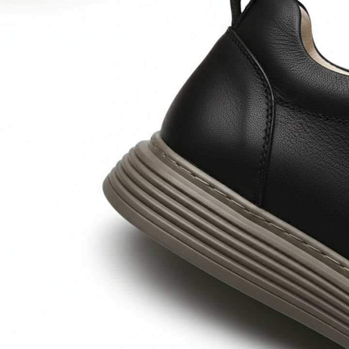 Sneakers Uomo con Rialzo Nascosto Design Minimalista Moderno