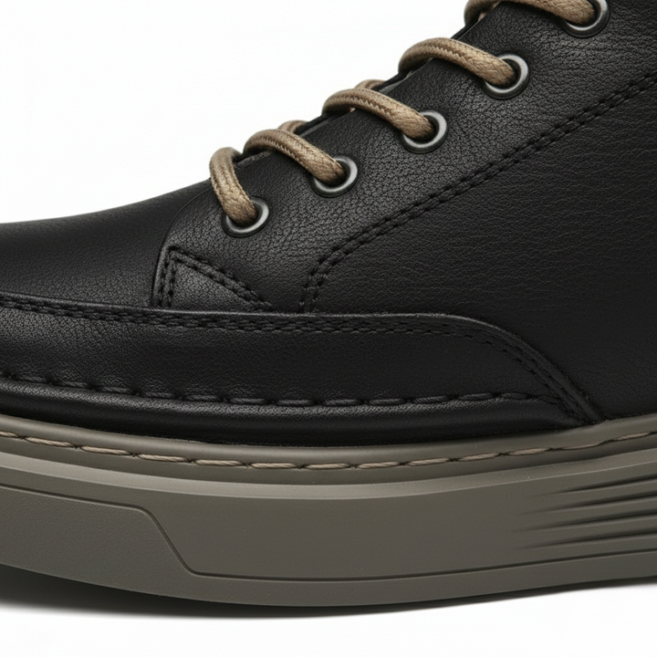 Sneakers Uomo con Rialzo Nascosto Design Minimalista Moderno