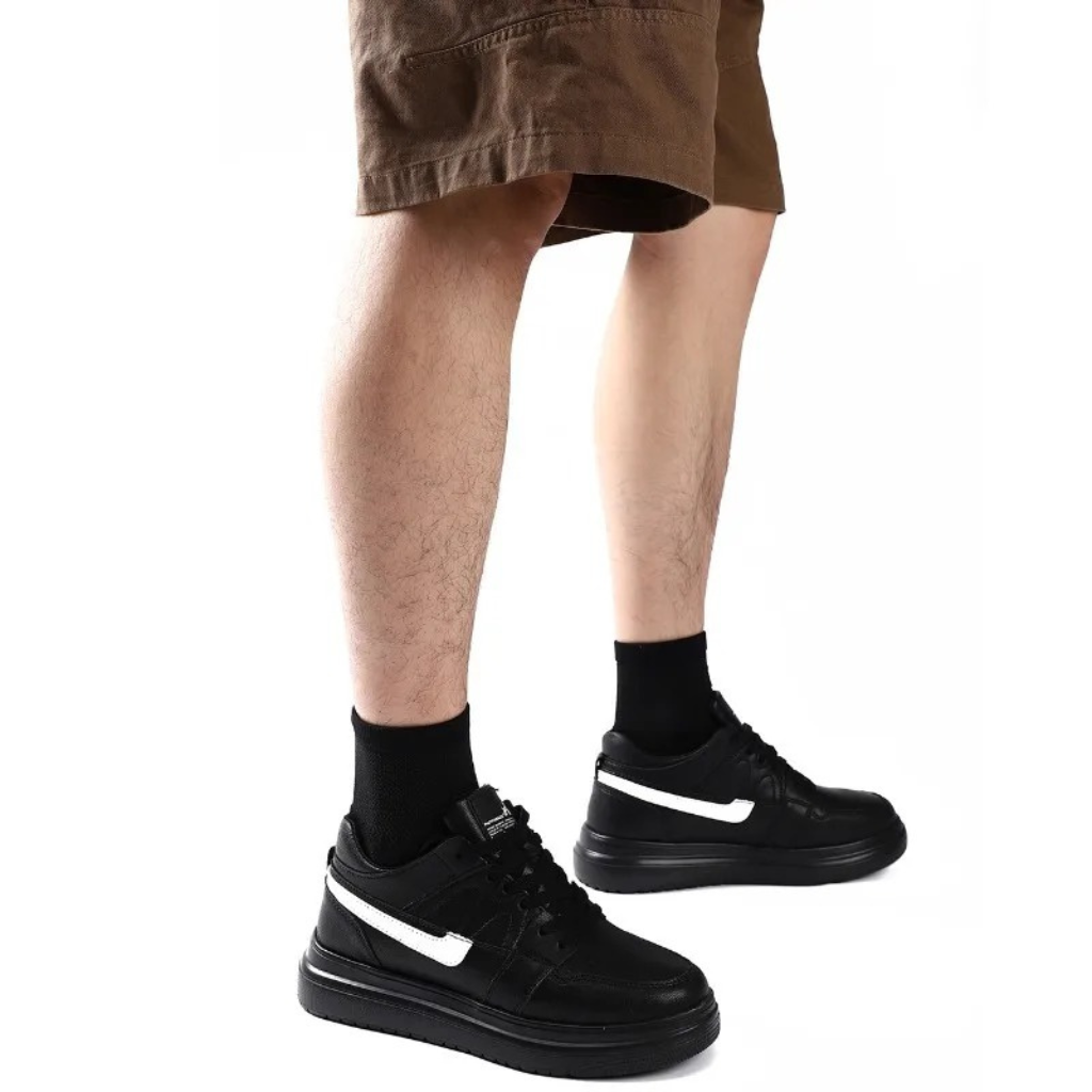 Sneakers Uomo con Rialzo Interno e Dettagli Comfort