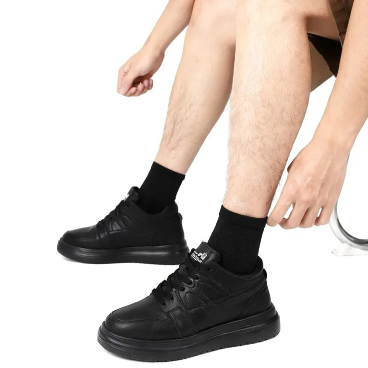 Sneakers Uomo con Rialzo Interno e Dettagli Comfort