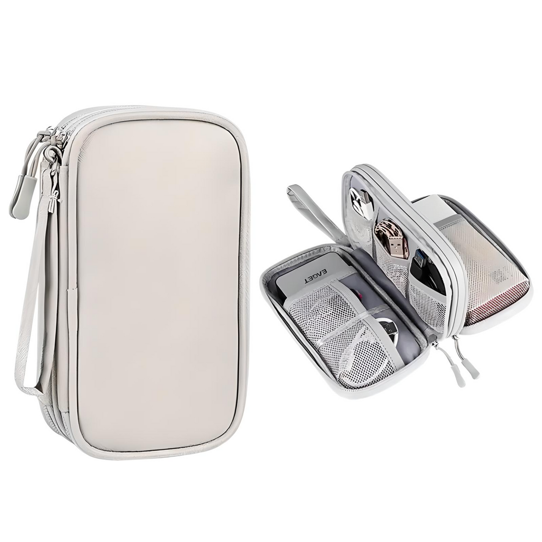 Custodia organizer grigia per cavi e accessori elettronici, con scomparti interni a rete e cerniera. Ideale per viaggi e ufficio.
