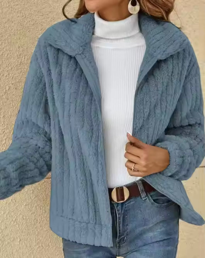 Giacca Donna Teddy con Cappuccio Elegante e Comoda