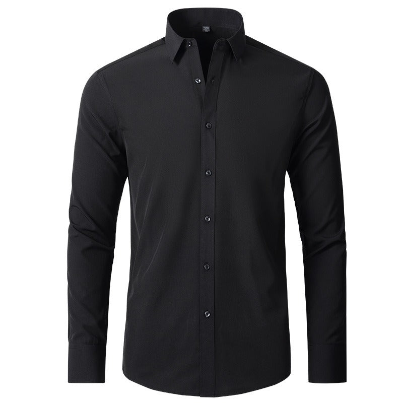 Camicia nera elegante da uomo a maniche lunghe, colletto classico, bottoni frontali. Moda maschile, abbigliamento formale, stile moderno.