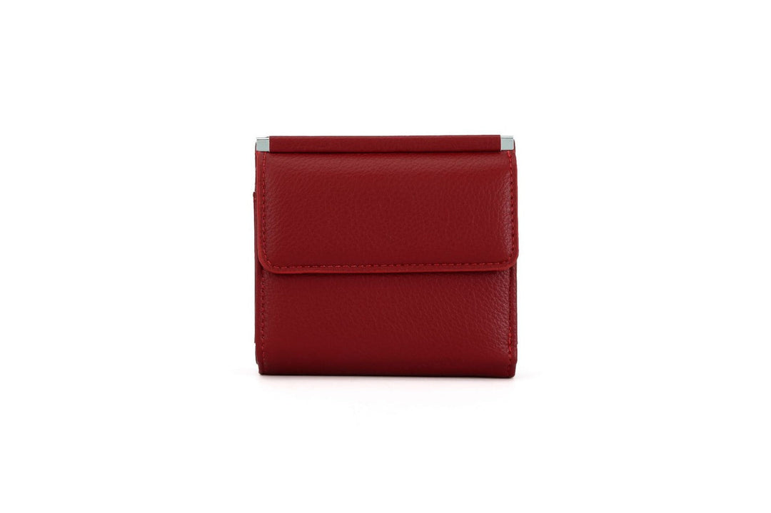 Portafoglio rosso in pelle, design compatto, chiusura a scatto, accessorio moda elegante, ideale per donna, alta qualità, stile moderno.