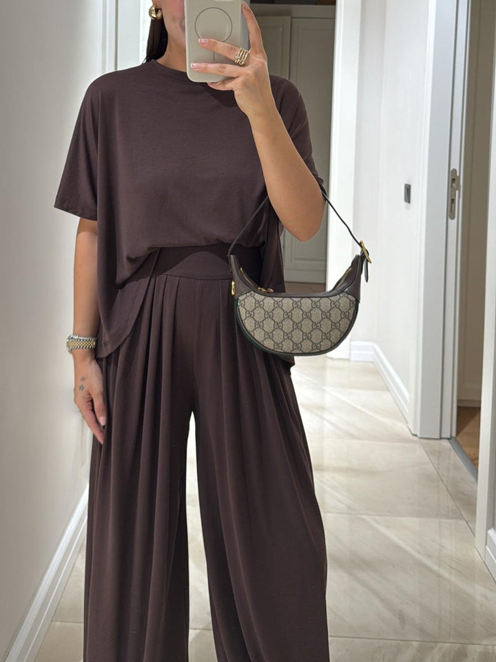 Completo Donna Casual e Pantaloni Gamba Larga Vestibilità Ampia