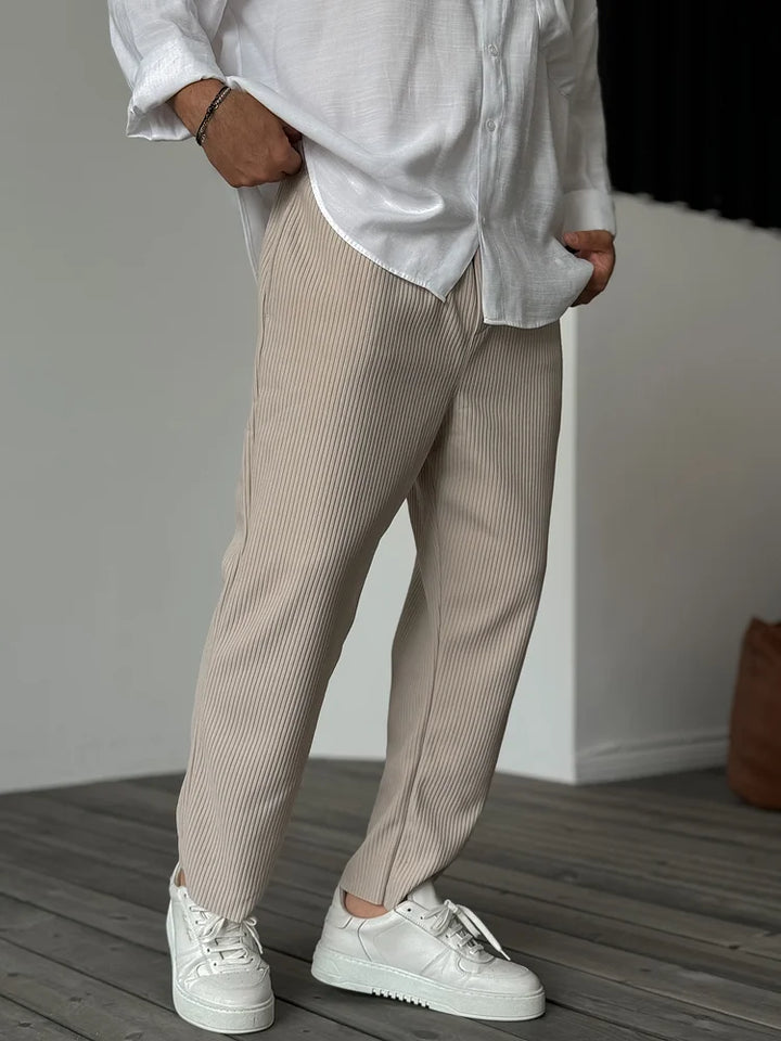 Pantaloni Uomo in Tessuto Costine Morbide Vestibilità Classica